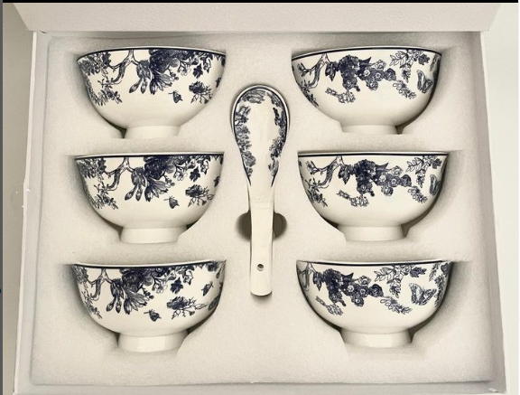  Set of six Porcelain Bowls from Hermes - Image 2 of 2